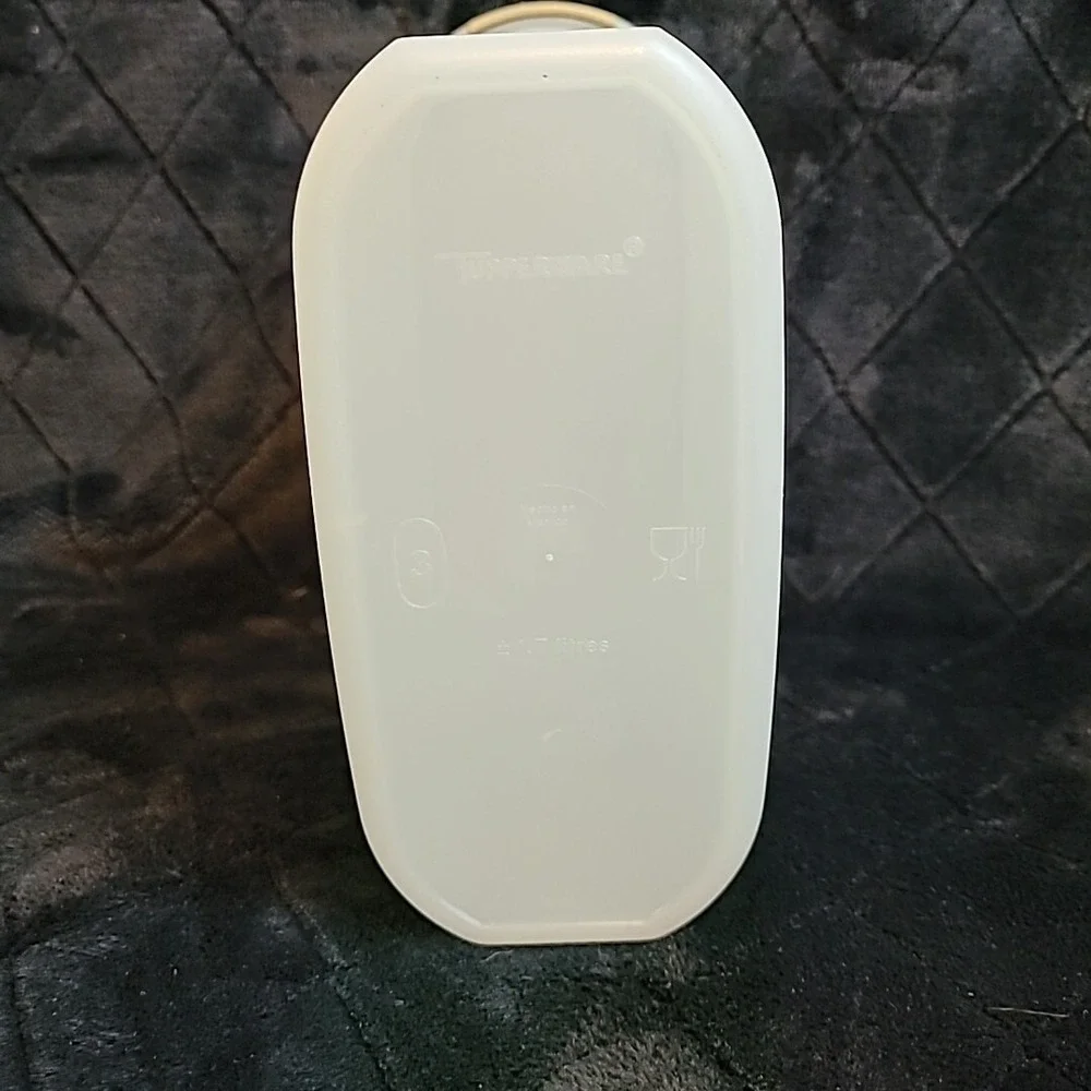 Tupperware excellent pre